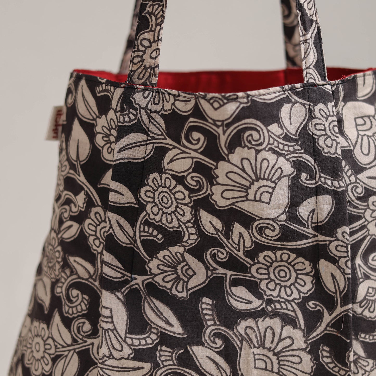 Handcrafted Fabric Jhola Bag 12