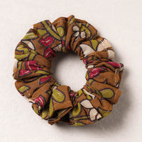 Rubber Band Scrunchie