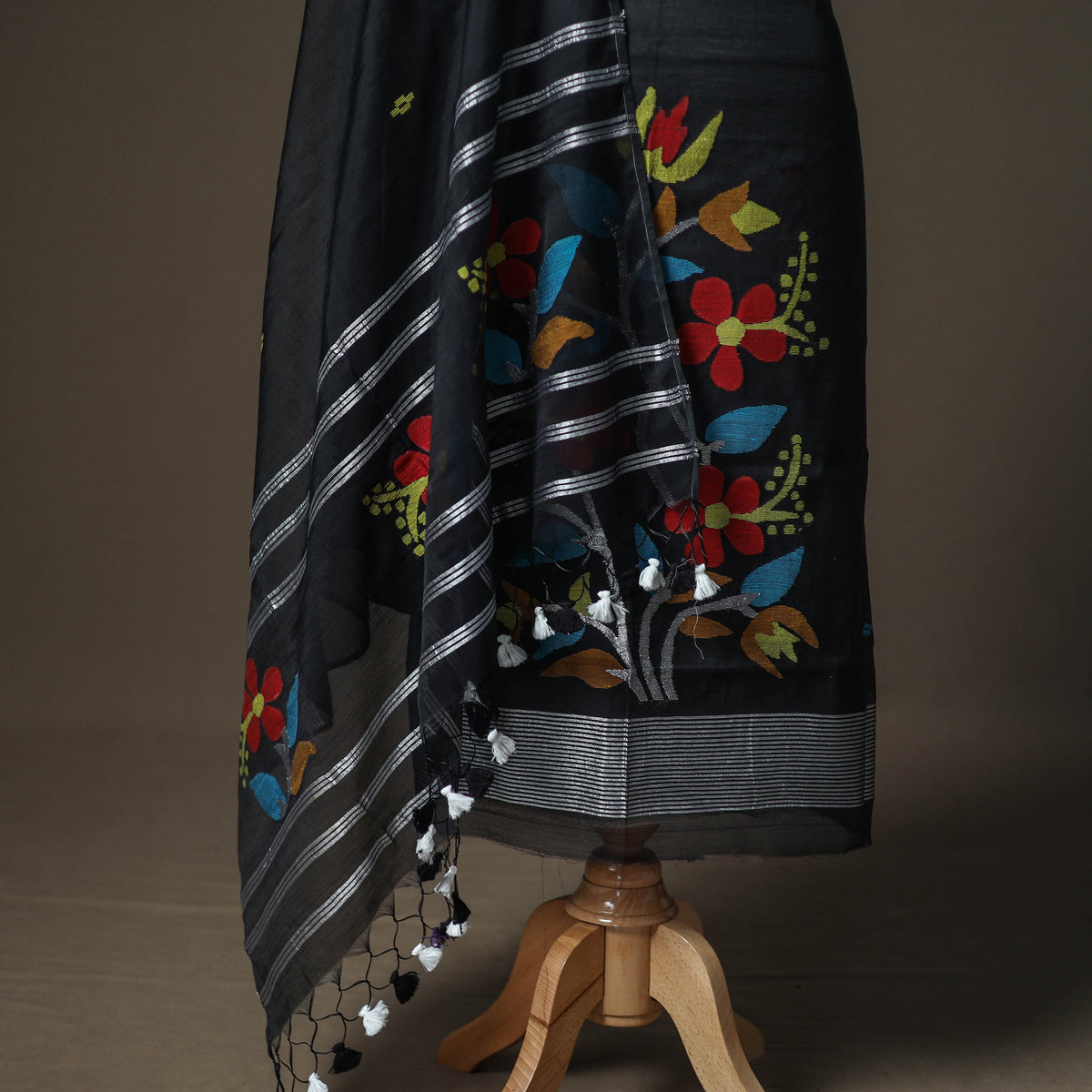 Jamdani Pure Handloom Muslin Unstitched Dress Material: Kurta with Dupatta 25