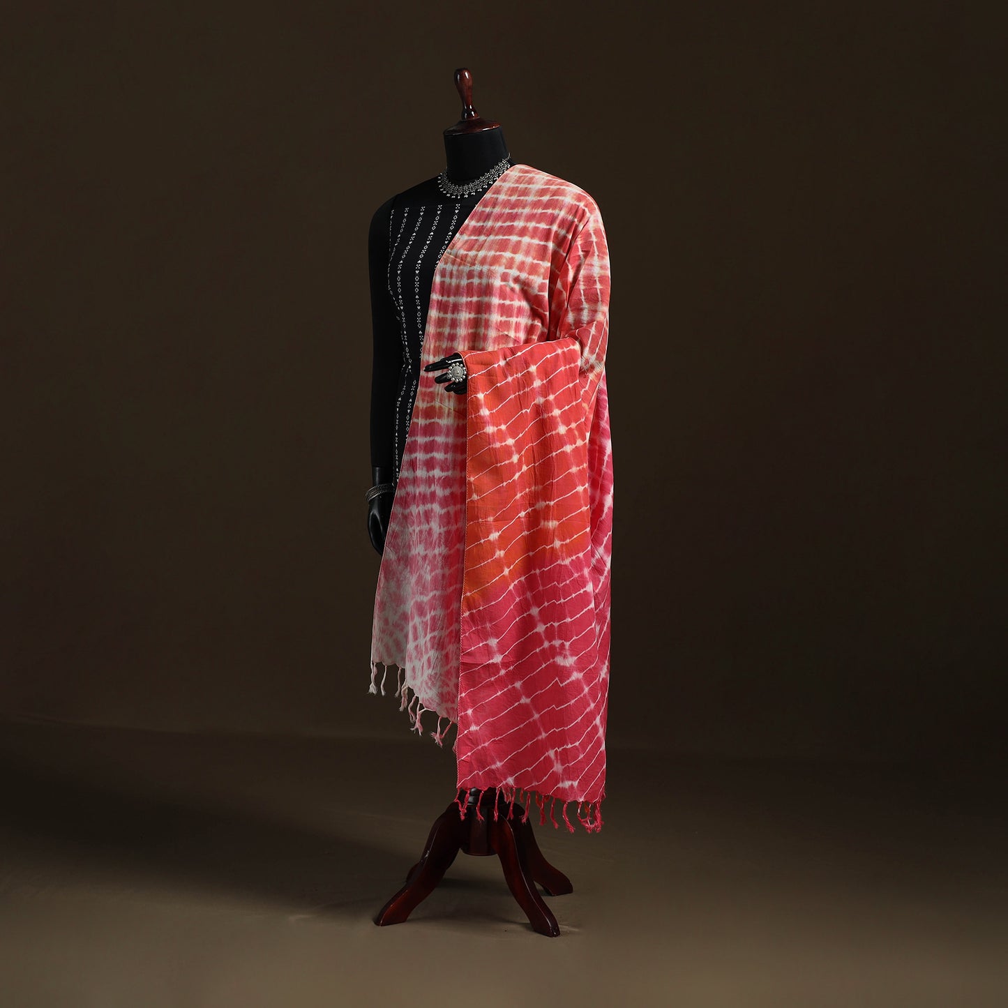 Shibori Tie-Dye Cotton Dupatta with Tassels 11