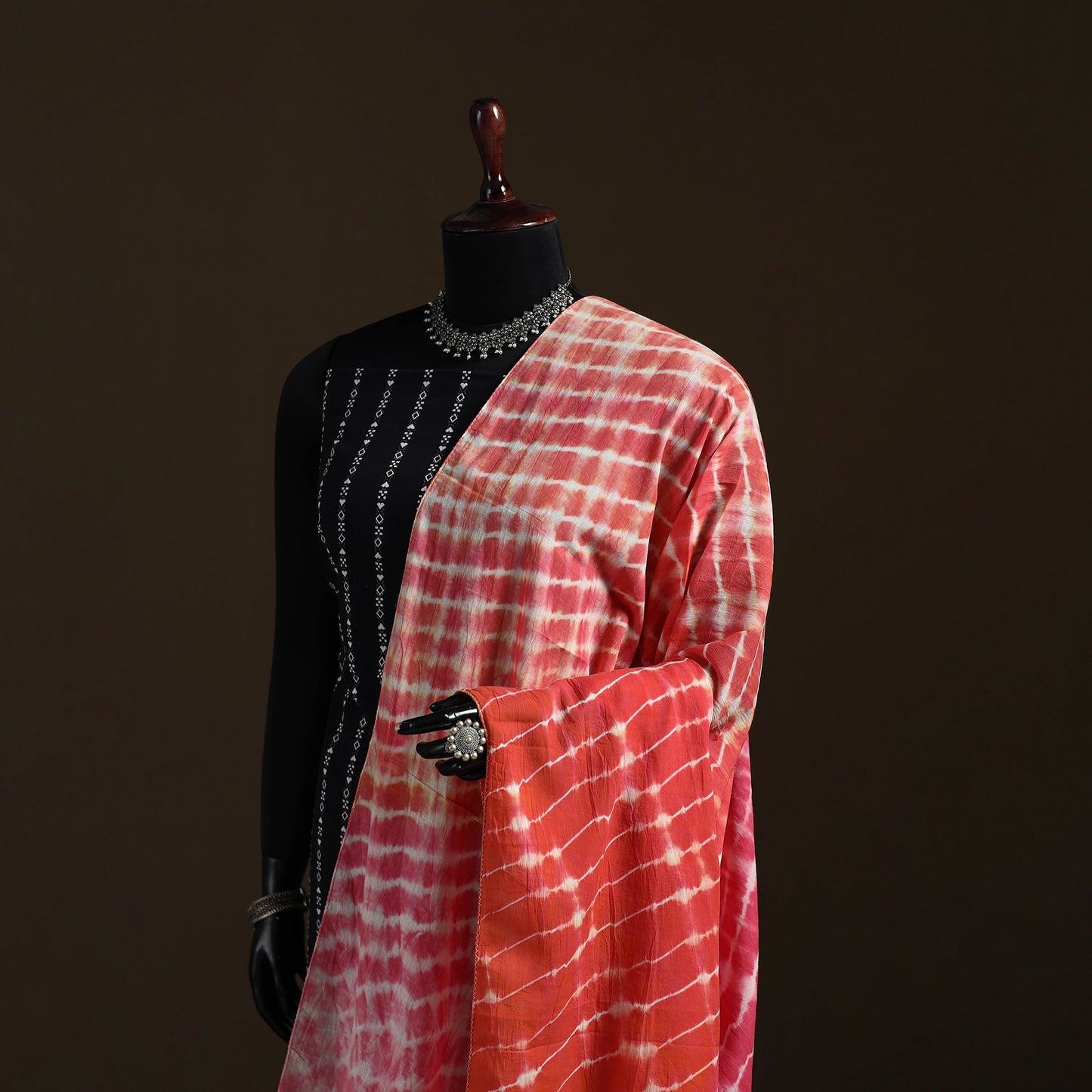 Shibori Tie-Dye Cotton Dupatta with Tassels 11