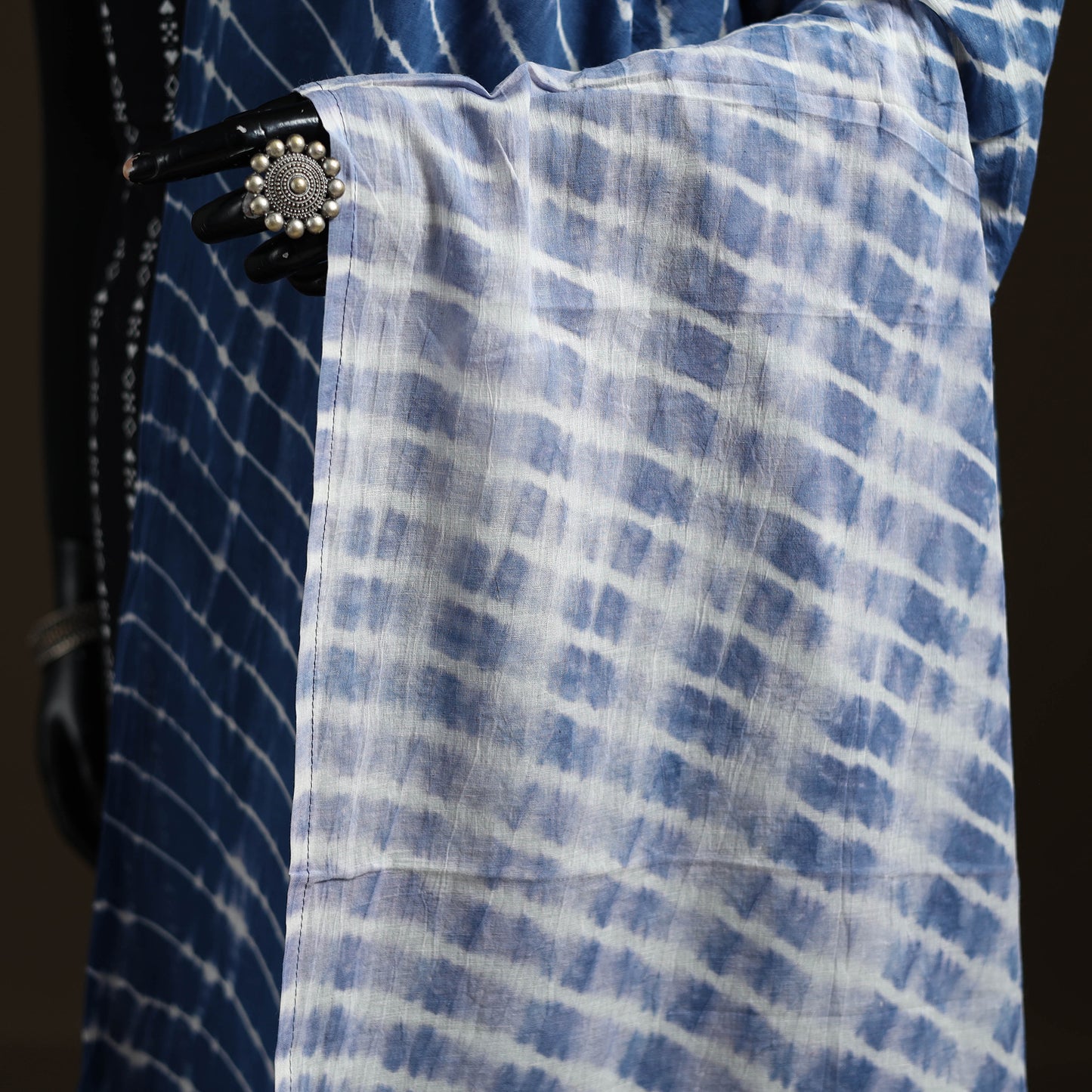 Shibori Tie-Dye Cotton Dupatta with Tassels 12
