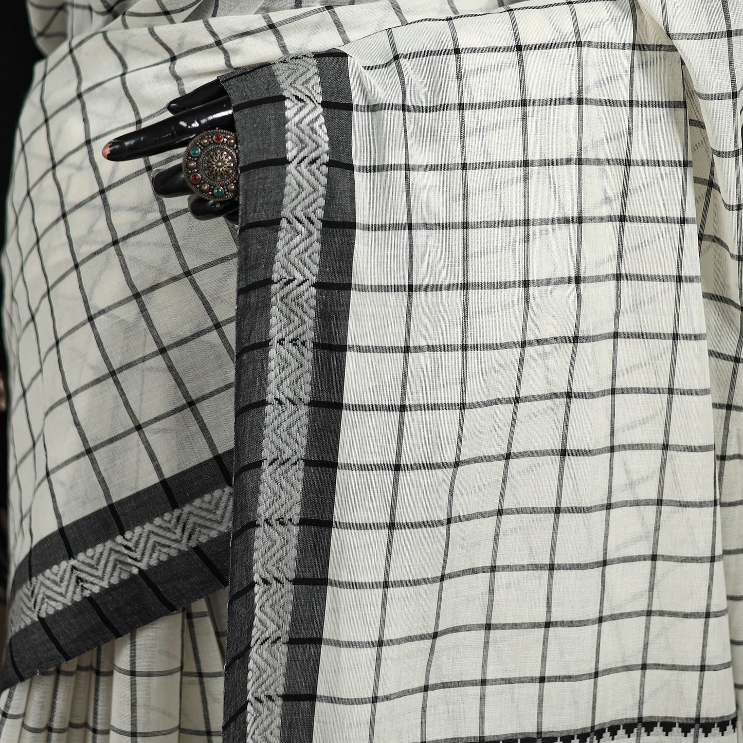 Bengal Handwoven Cotton Checks Begumpuri Saree 17