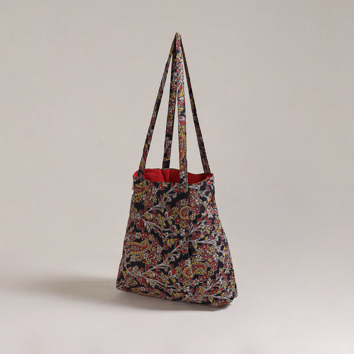 Handcrafted Fabric Jhola Bag 18