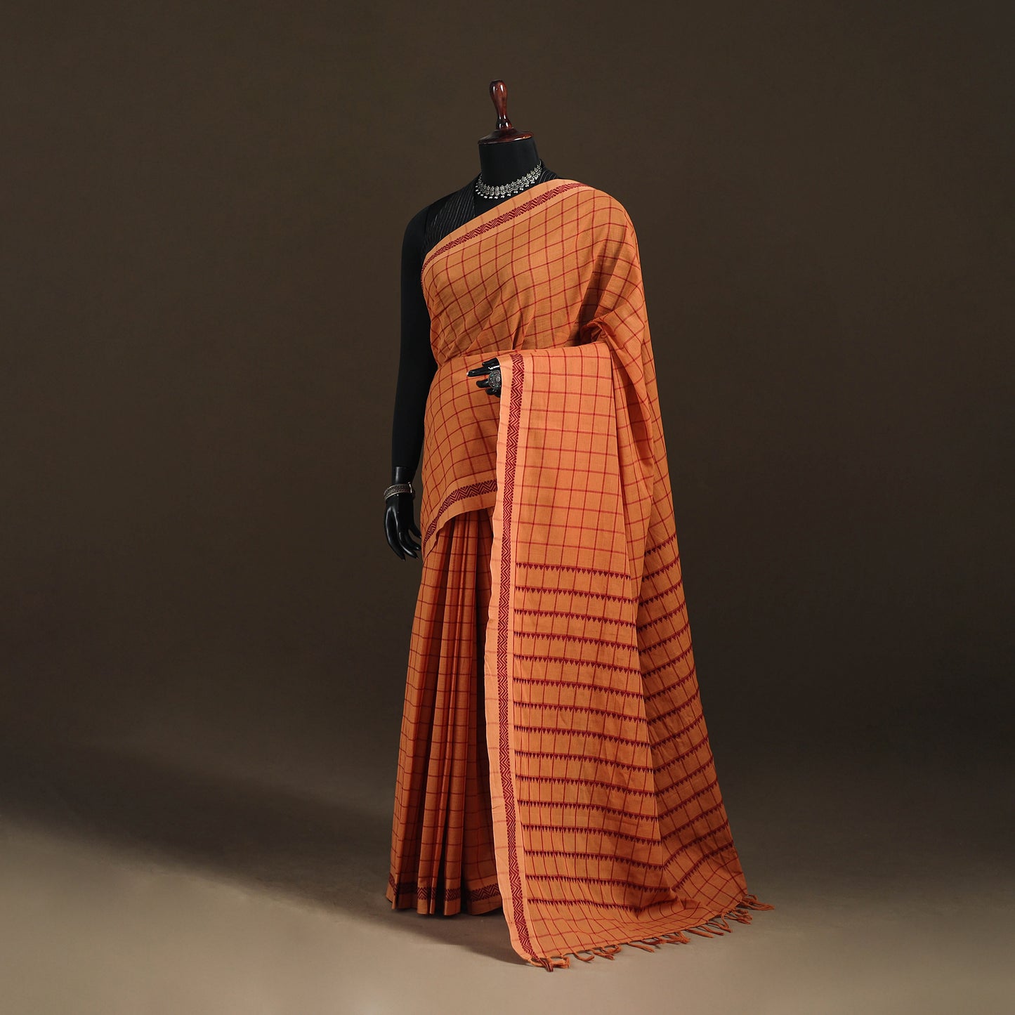 Bengal Handwoven Cotton Checks Begumpuri Saree 18