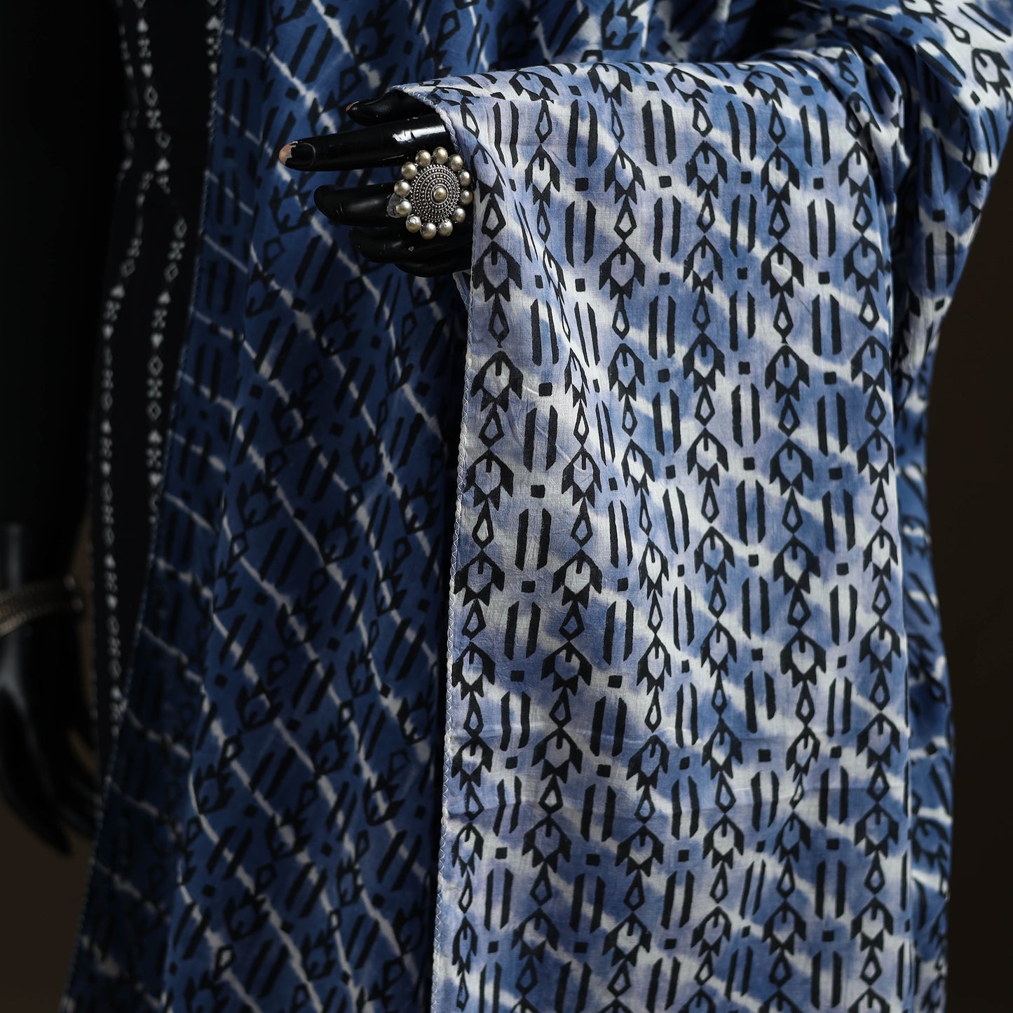 Shibori Tie-Dye Cotton Dupatta with Tassels 17
