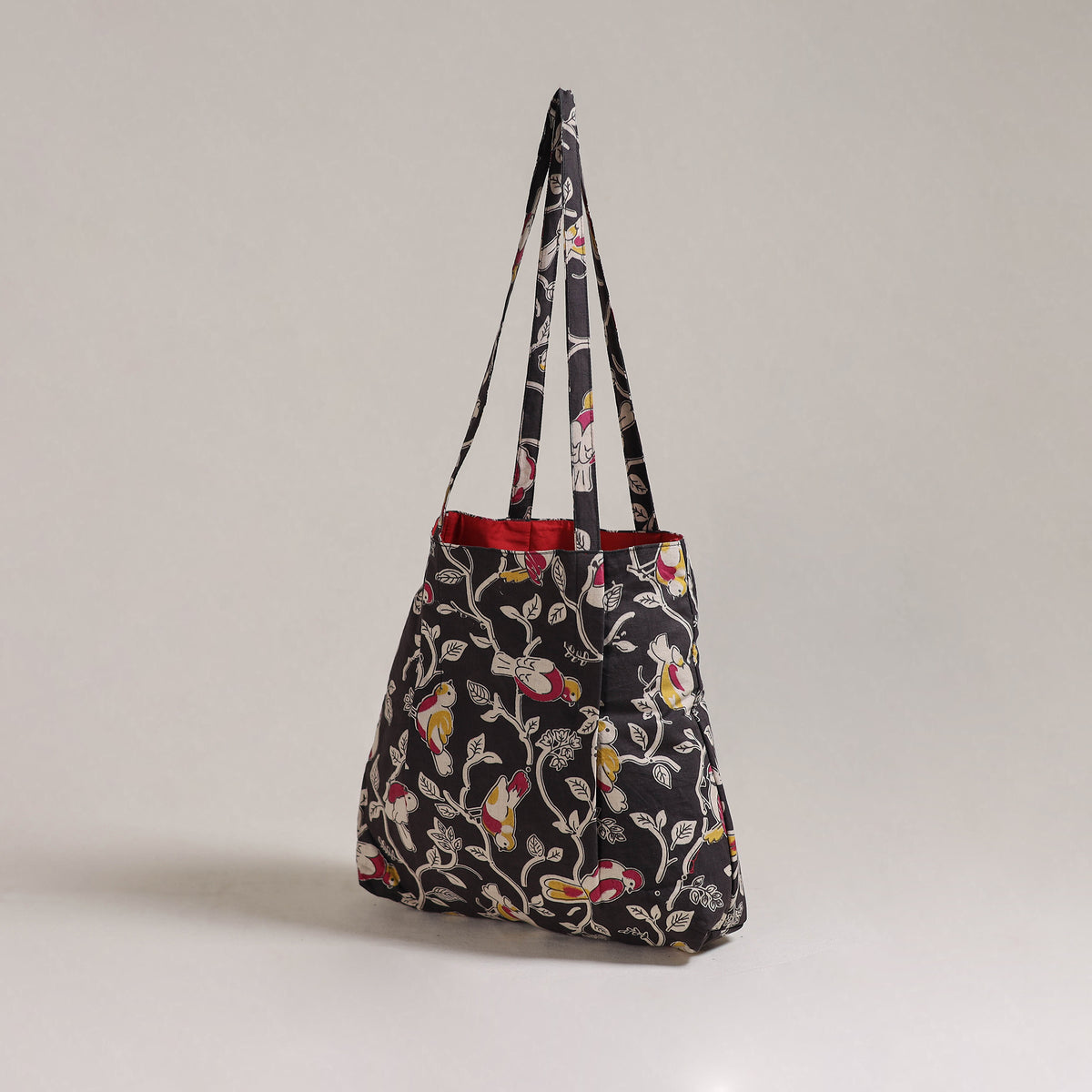 Handcrafted Fabric Jhola Bag 23