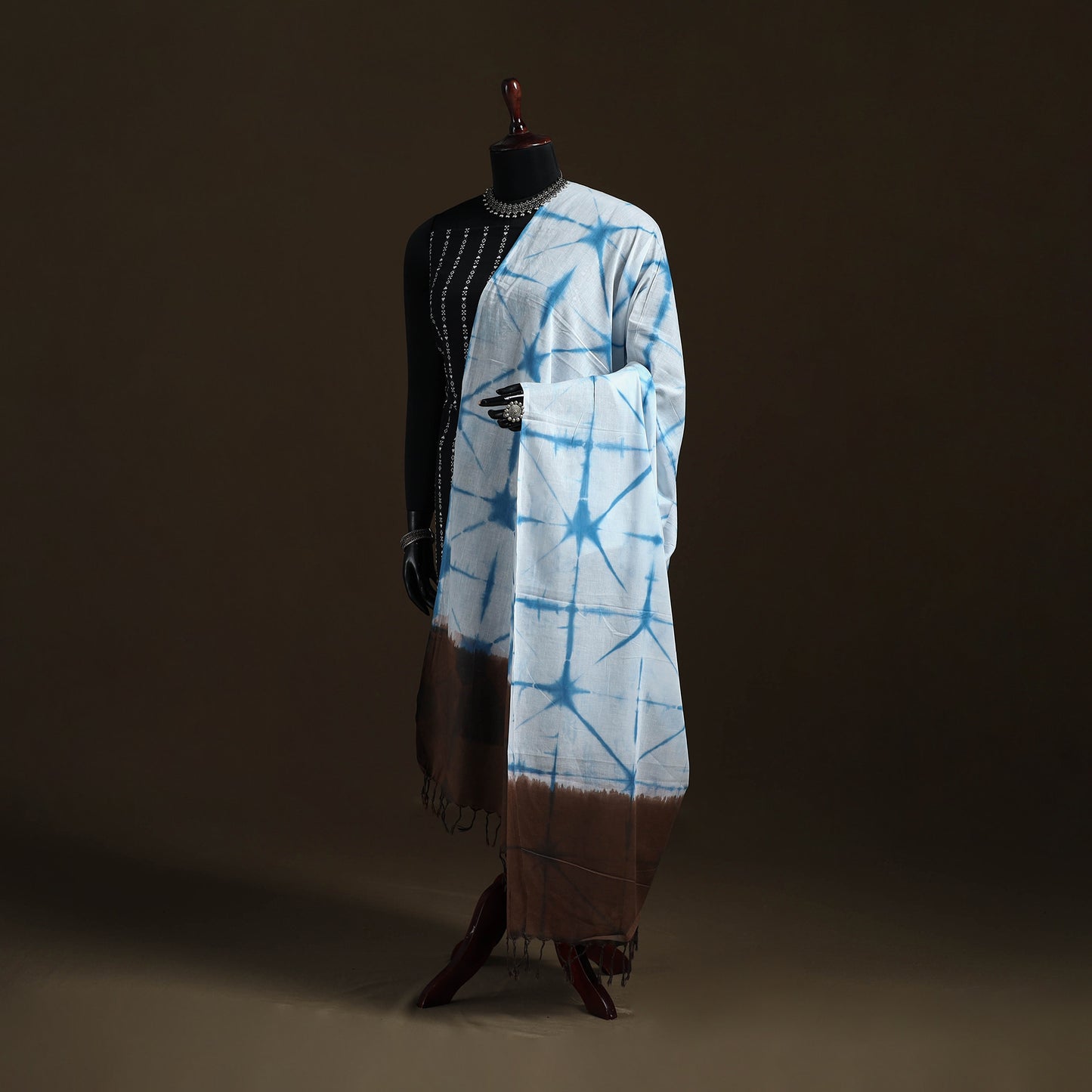 Shibori Tie-Dye Cotton Dupatta with Tassels 18