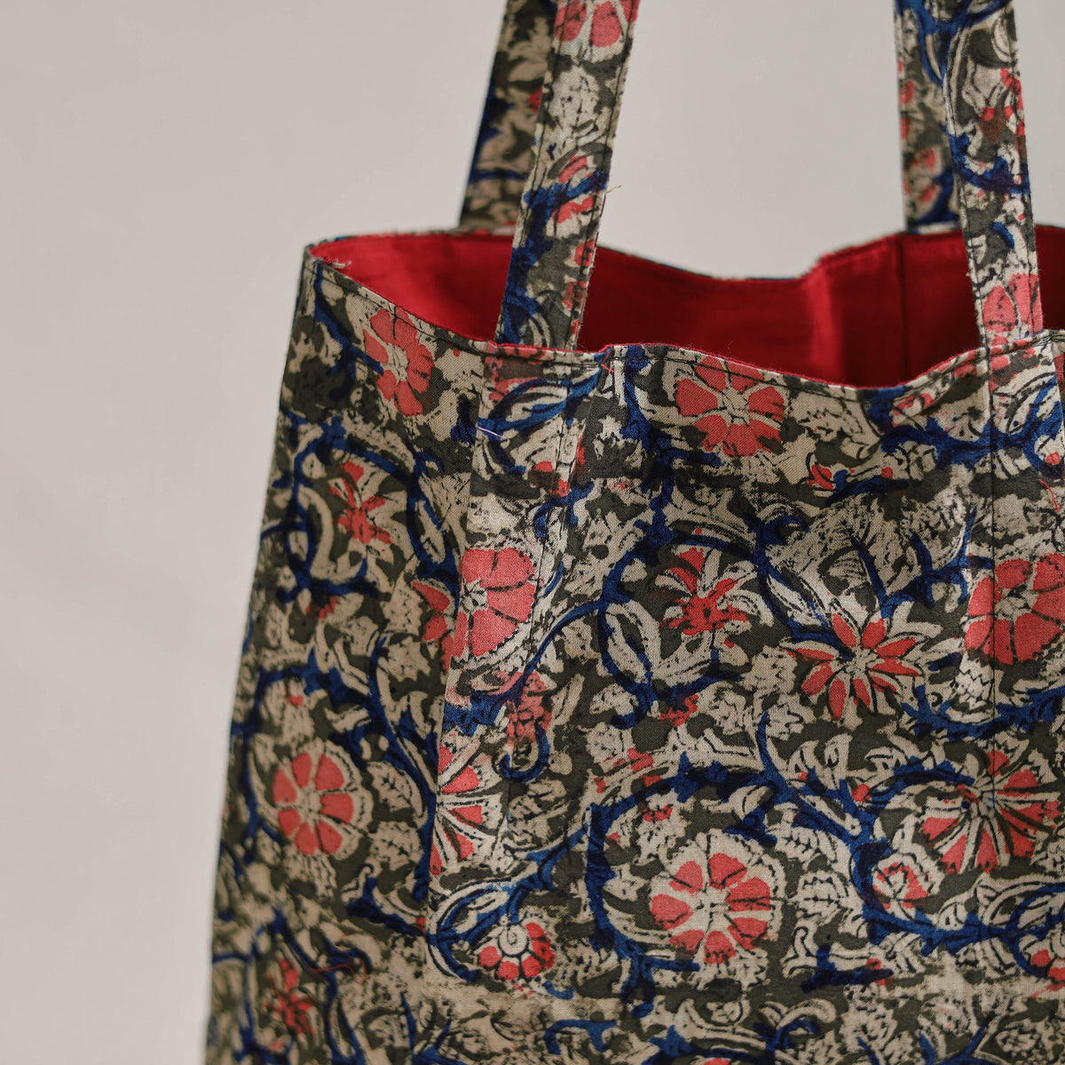 Handcrafted Fabric Jhola Bag 25