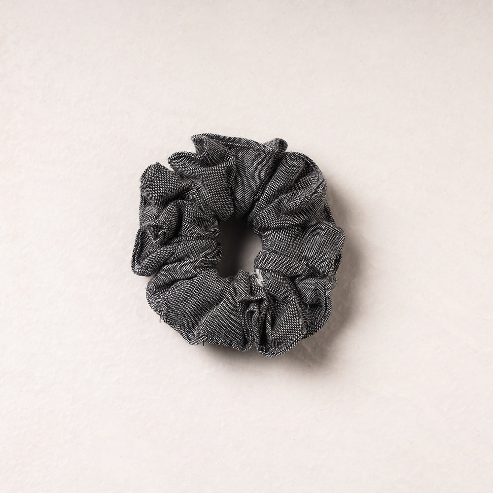 Rubber Band Scrunchie
