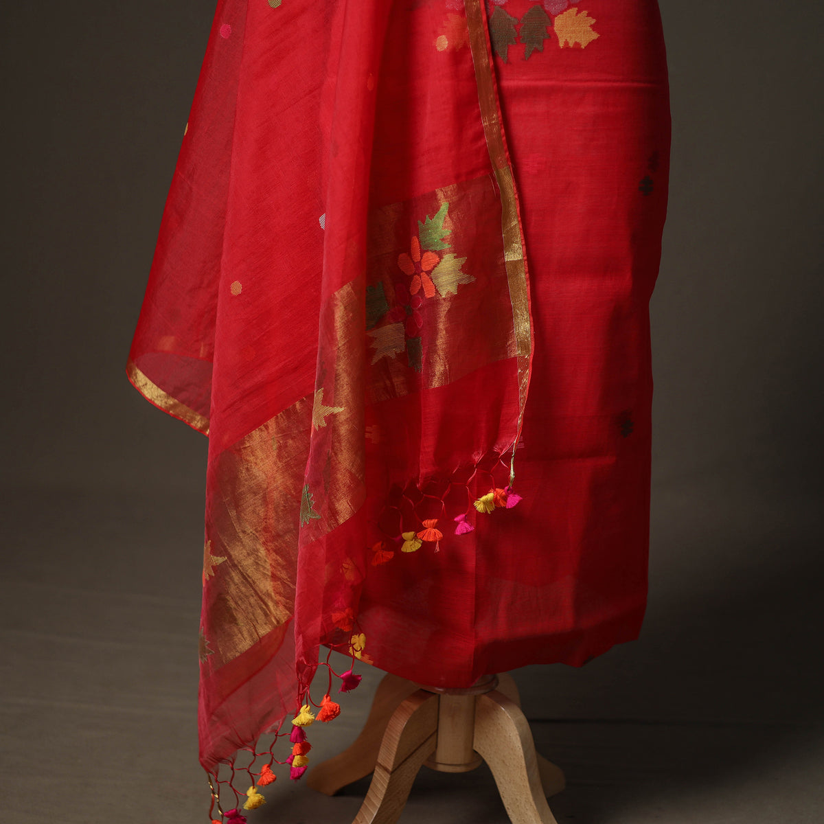 Jamdani Pure Handloom Muslin Unstitched Dress Material: Kurta with Dupatta 34