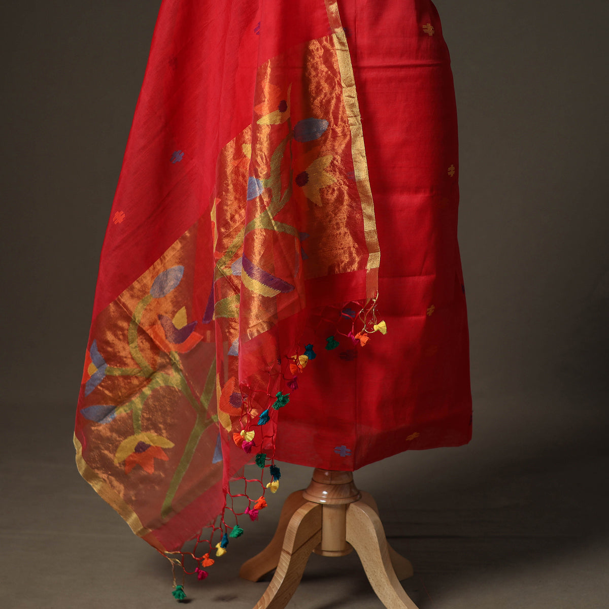 Jamdani Pure Handloom Muslin Unstitched Dress Material: Kurta with Dupatta 35