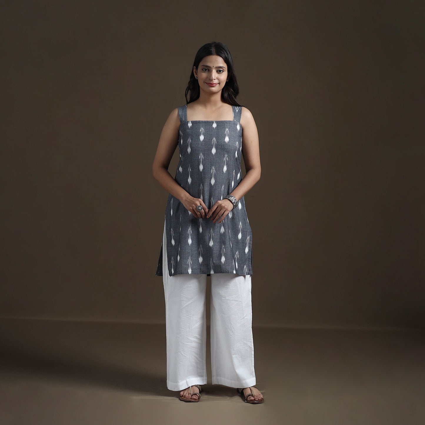 Pochampally Ikat Cotton Sleeveless Short Kurta for Women 27