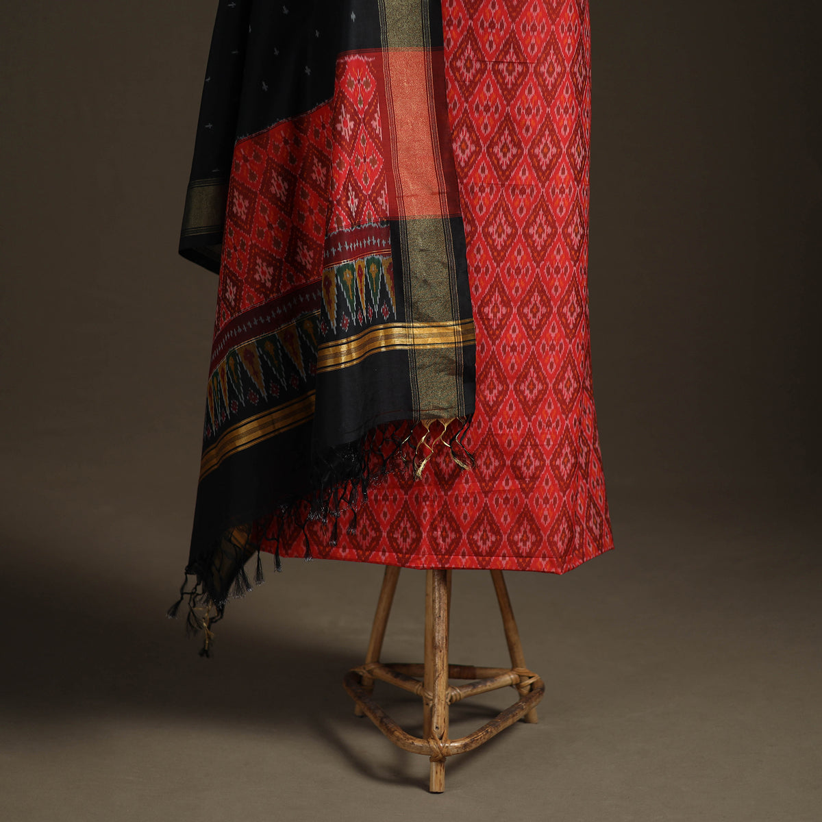 Pochampally Ikat Handloom Sico Unstitched Dress Material: Kurta with Dupatta 04