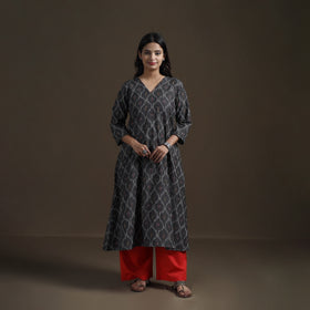 Cotton A-Line Pochampally Ikat Kurta for Women 03