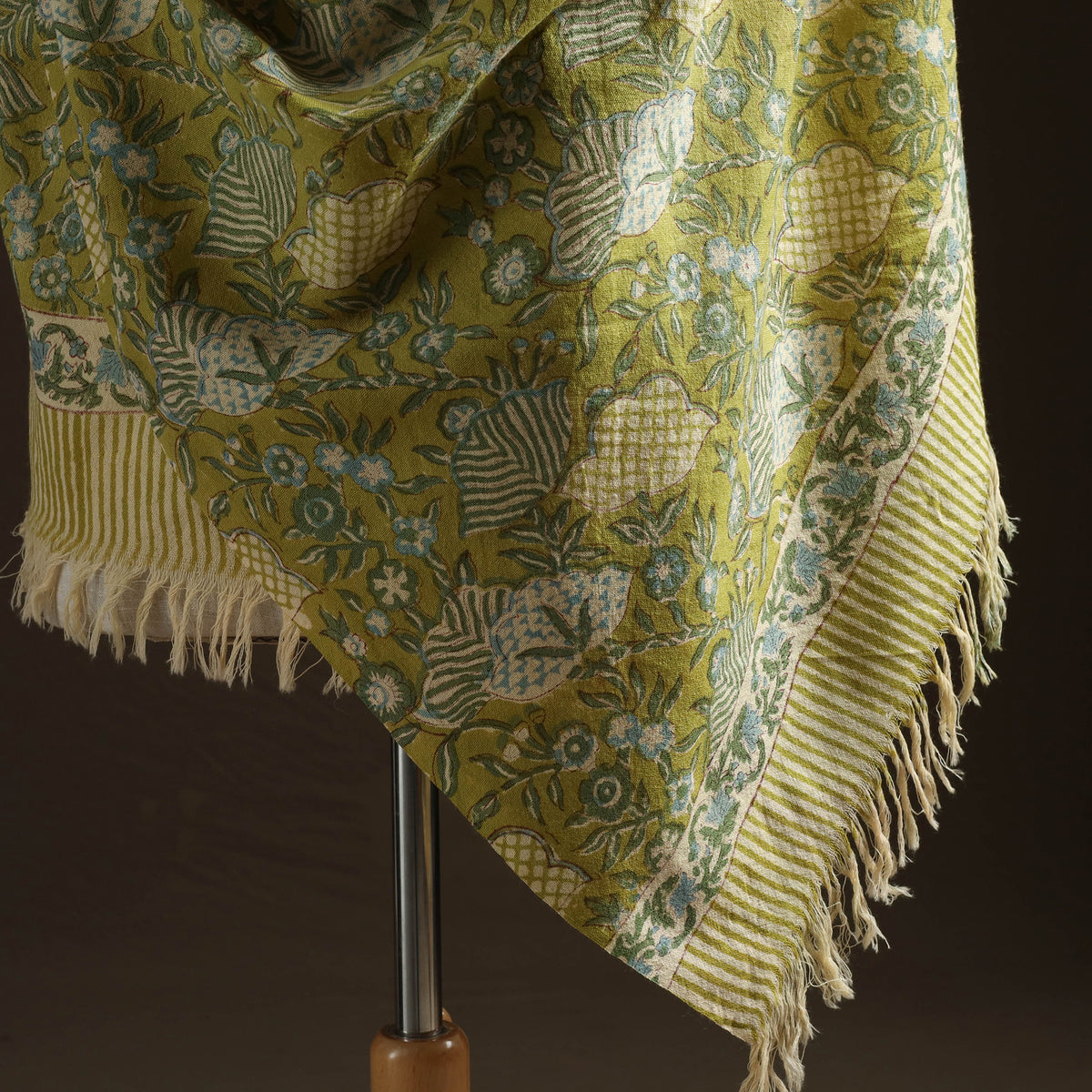 Floral Sanganeri Print Pure Merino Wool Handwoven Shawl 92