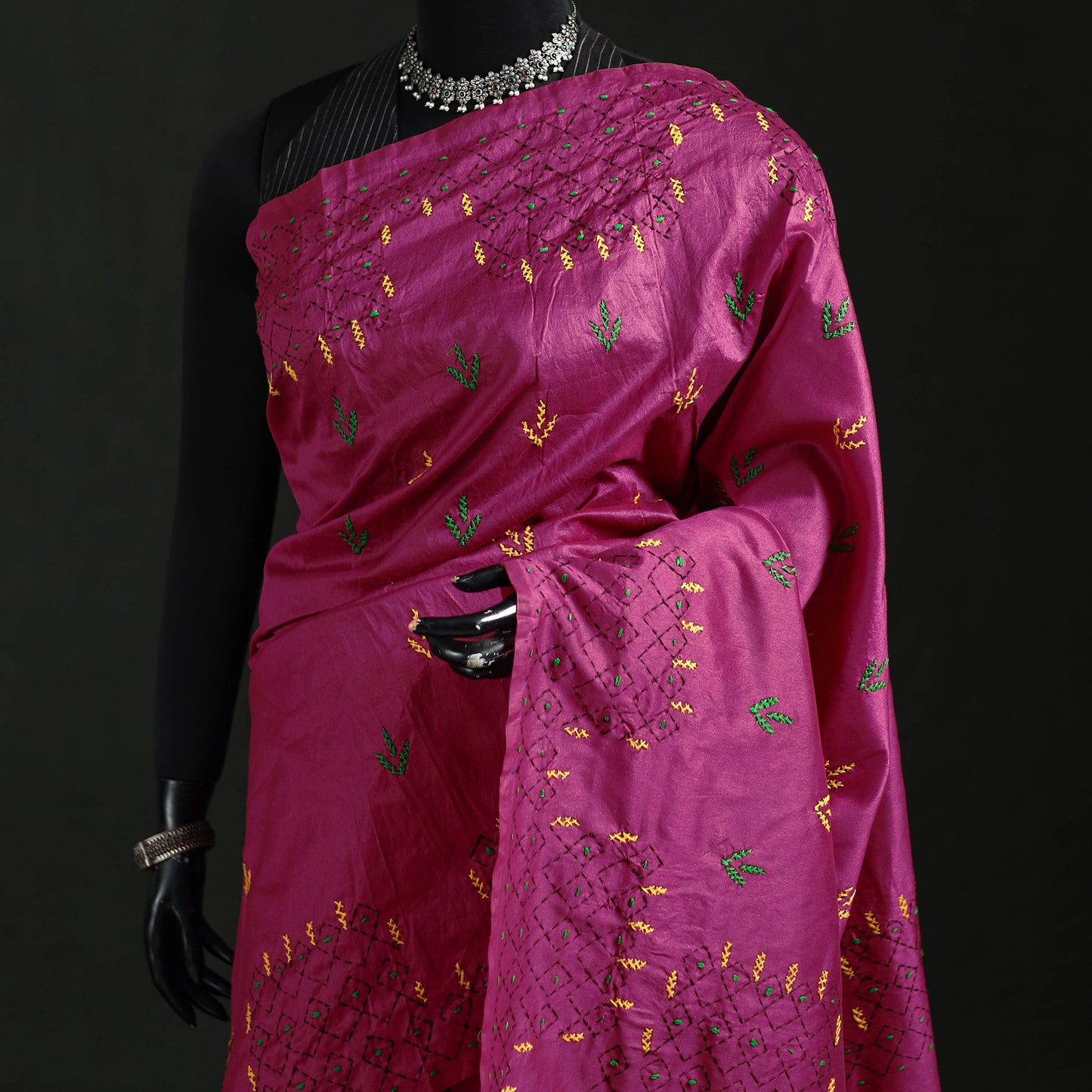 Hand Embroidered Silk Saree 01