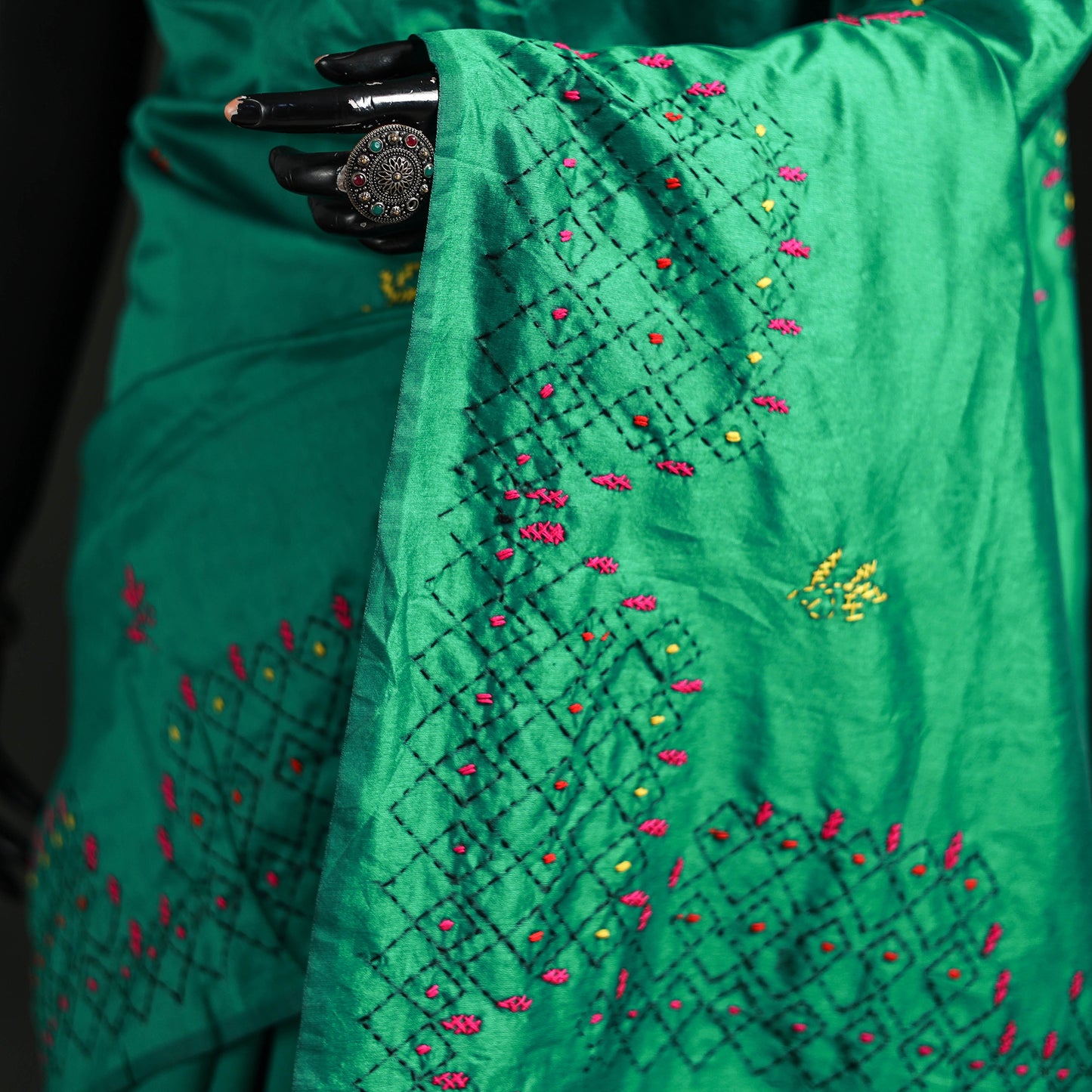 Hand Embroidered Silk Saree 03