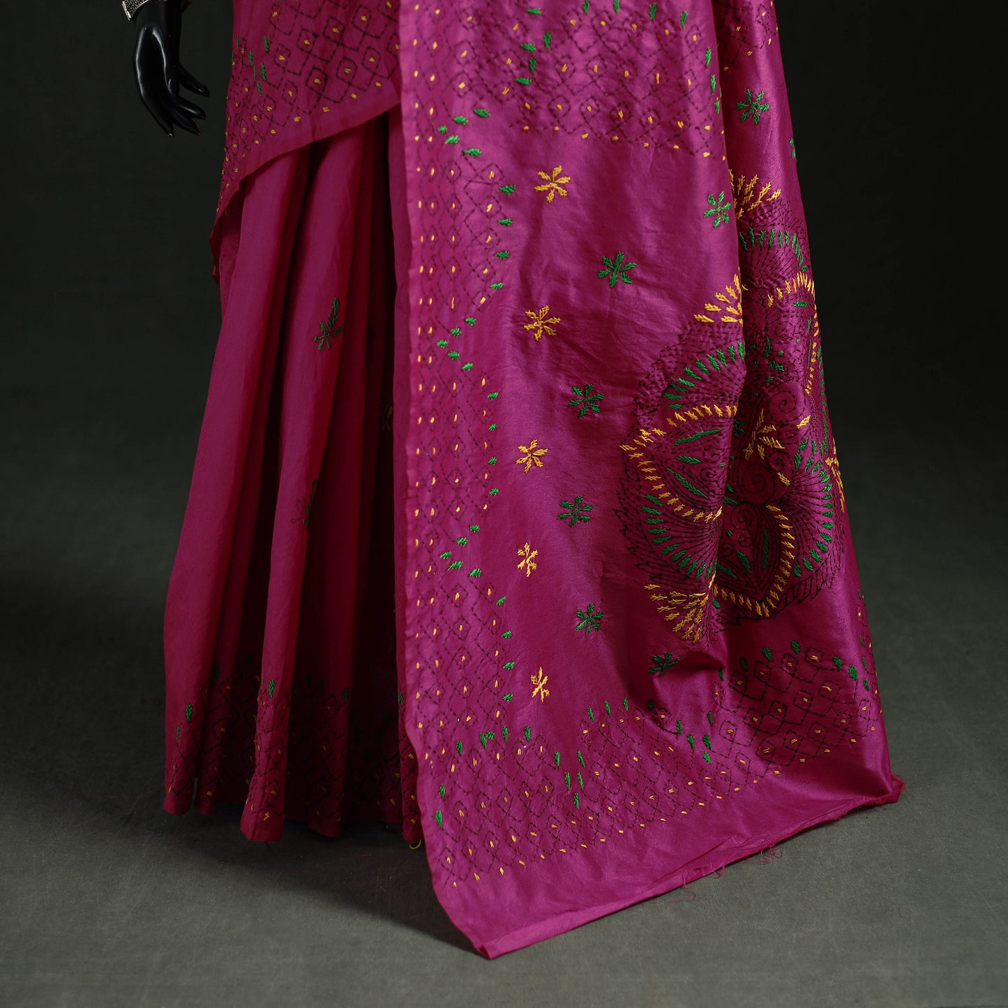 Hand Embroidered Silk Saree 04