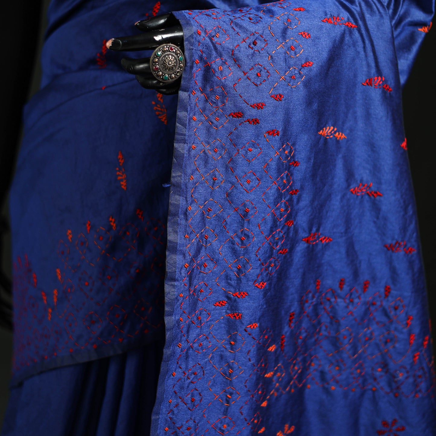 Hand Embroidered Silk Saree 05