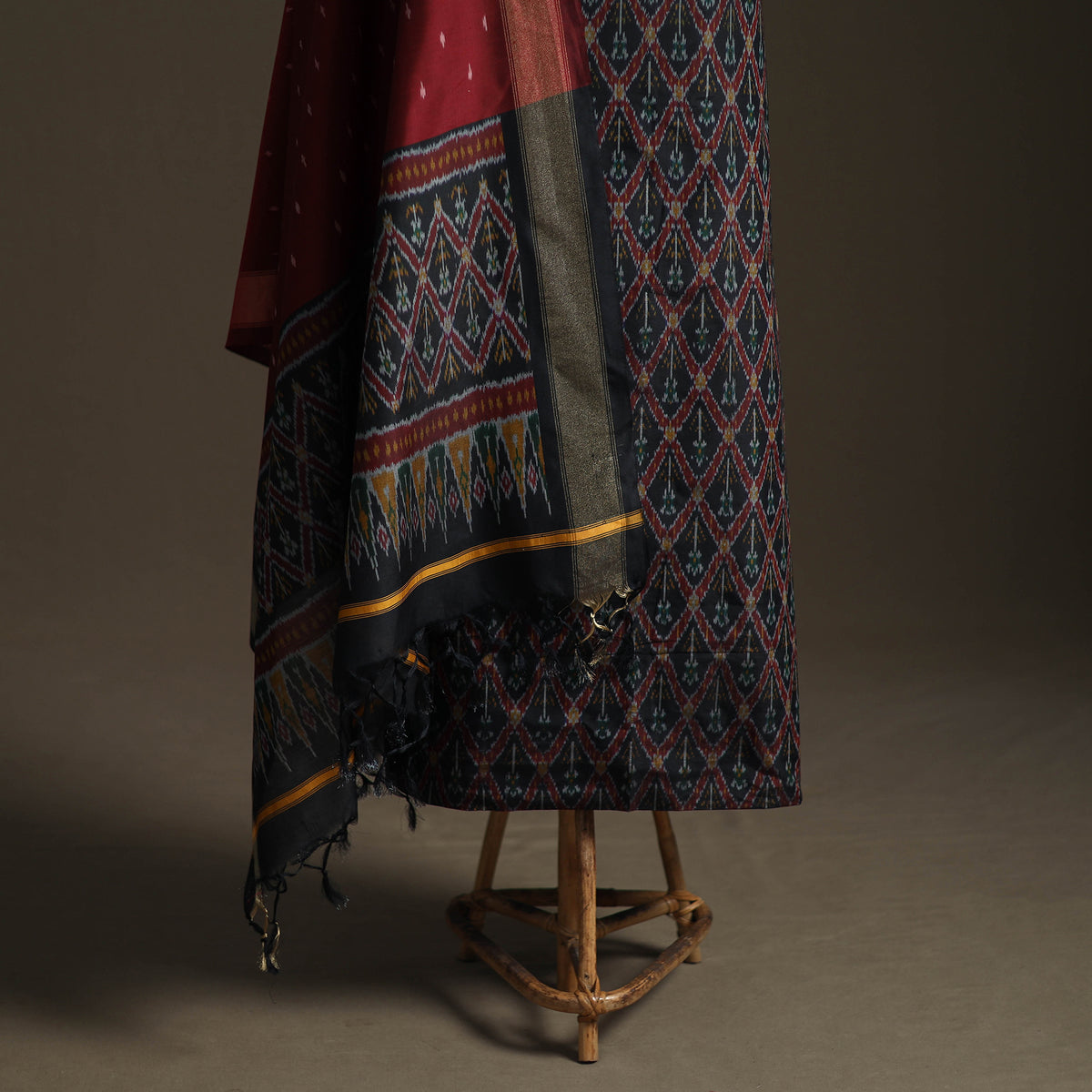 Pochampally Ikat Handloom Sico Unstitched Dress Material: Kurta with Dupatta 10