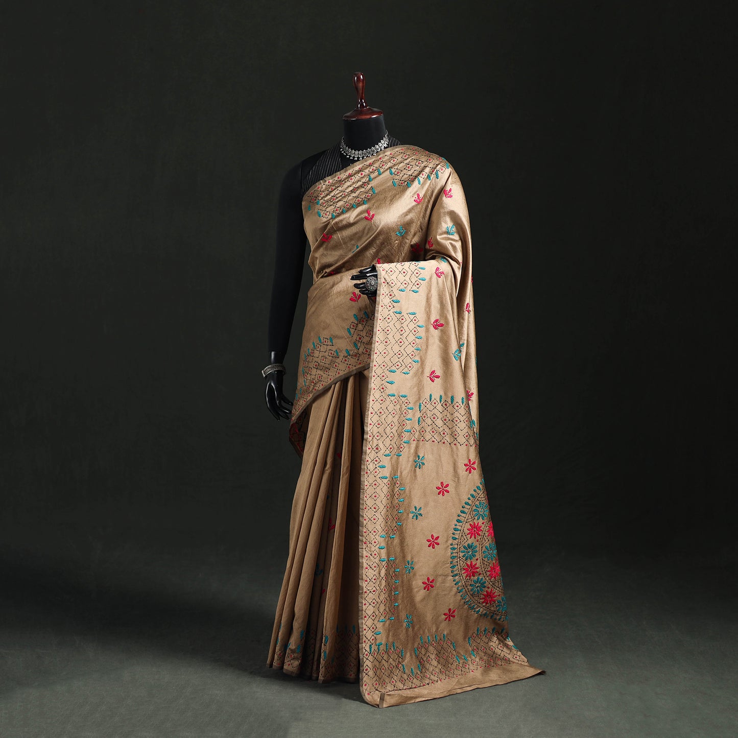 Hand Embroidered Silk Saree 09
