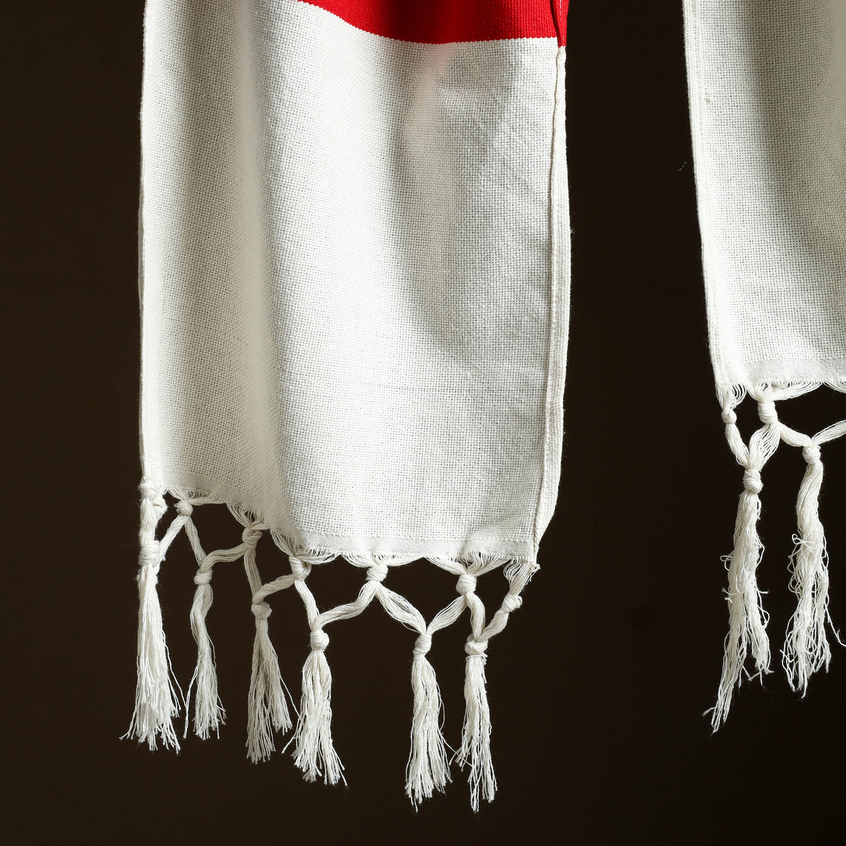 Toda Hand Embroidered Cotton Muffler 01