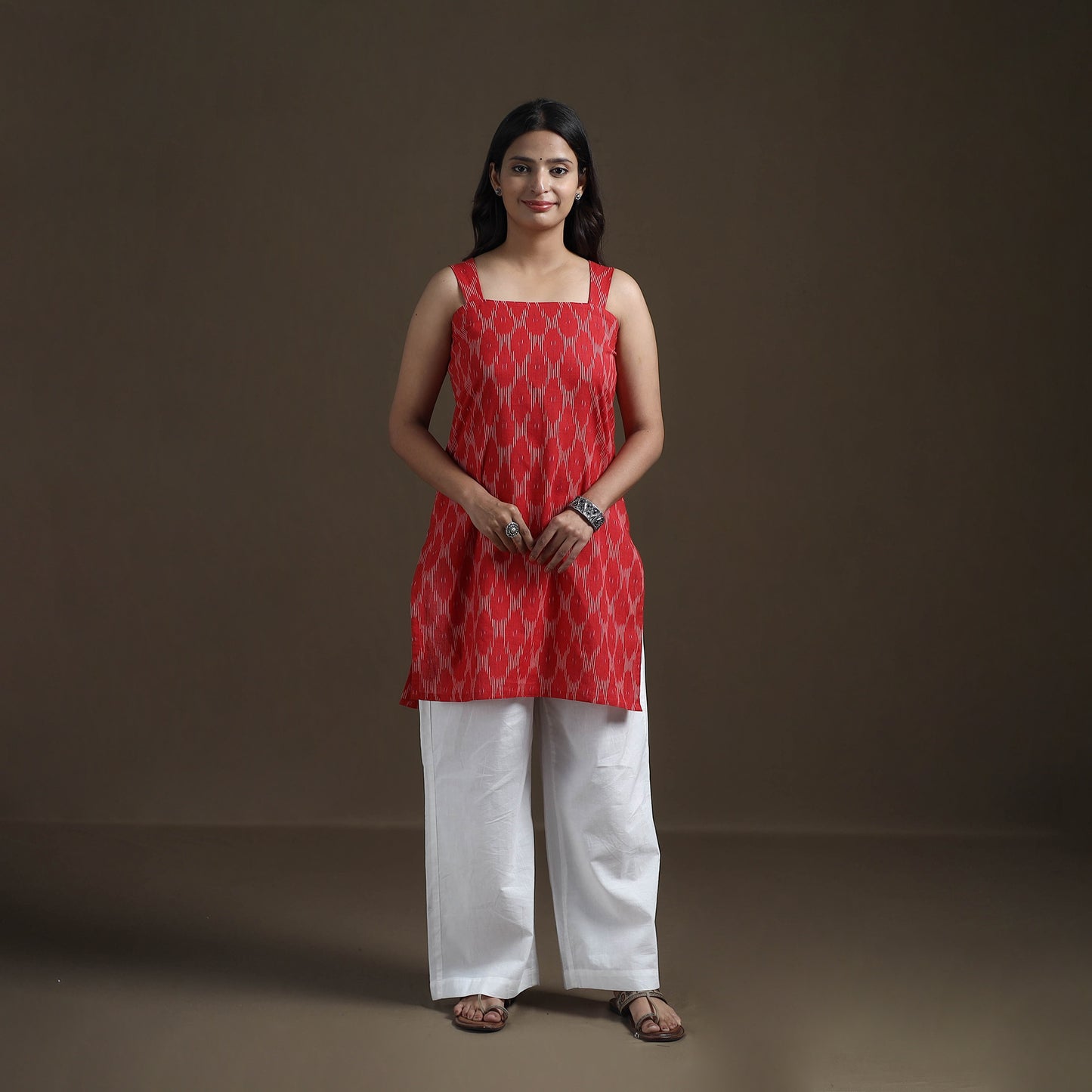 Pochampally Ikat Cotton Sleeveless Short Kurta for Women 29