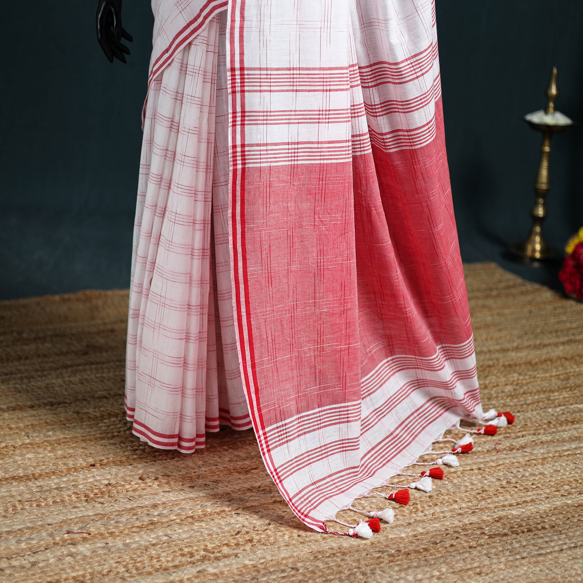 Bengal Handwoven Pure Cotton Check Saree for Durga Puja 10