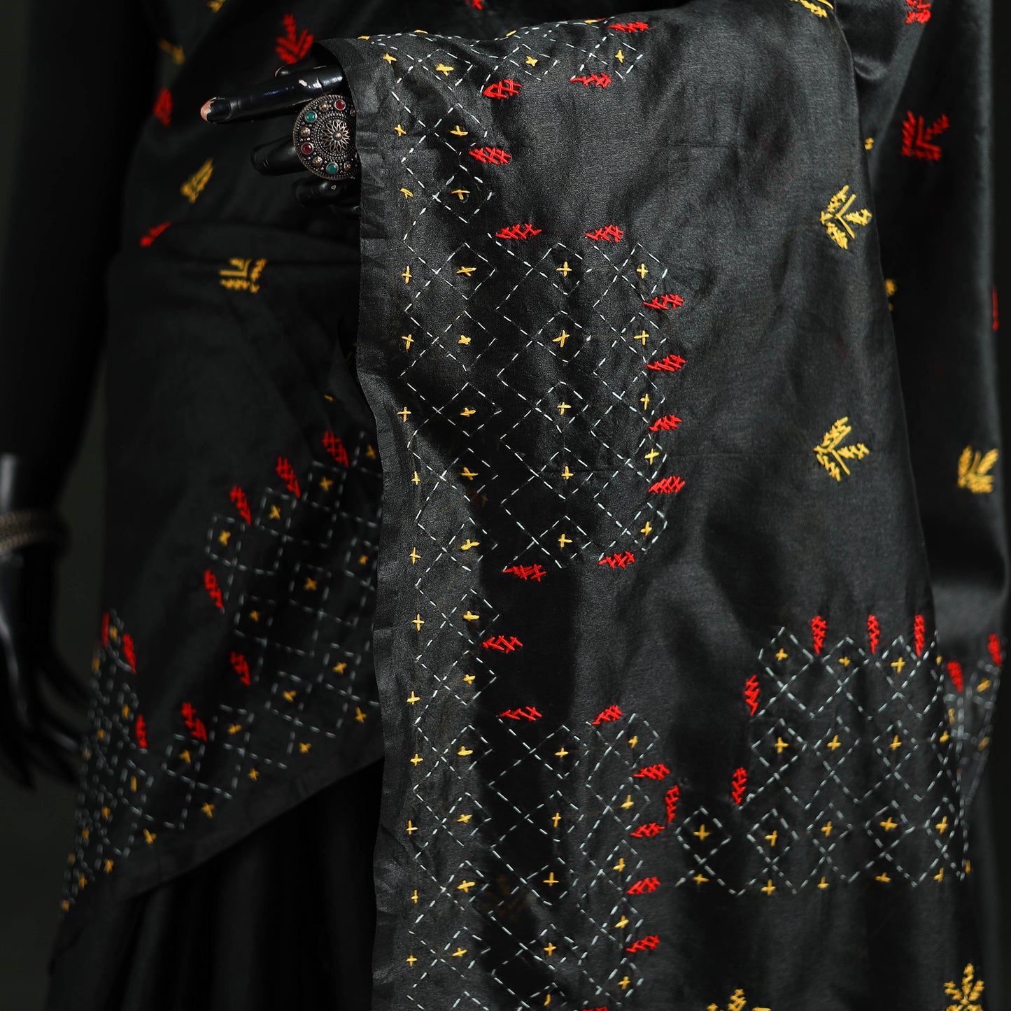 Hand Embroidered Silk Saree 16