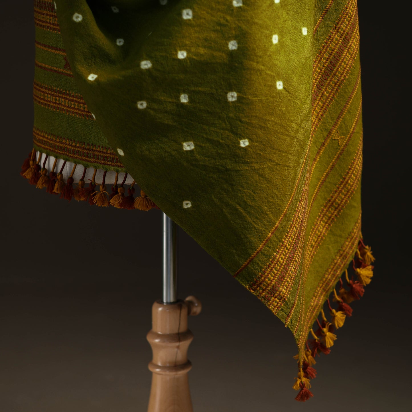 Kutch Handwoven Merino Wool Bandhani Tie-Dye Shawl 17