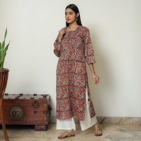 Red Block Print Cotton Pintuck Straight Kalamkari Kurta