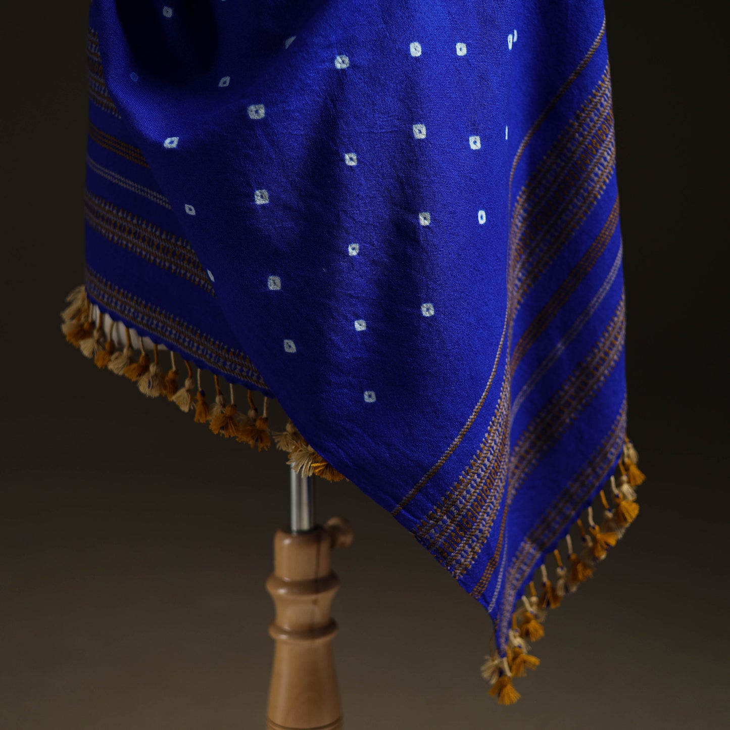 Kutch Handwoven Merino Wool Bandhani Tie-Dye Shawl 18