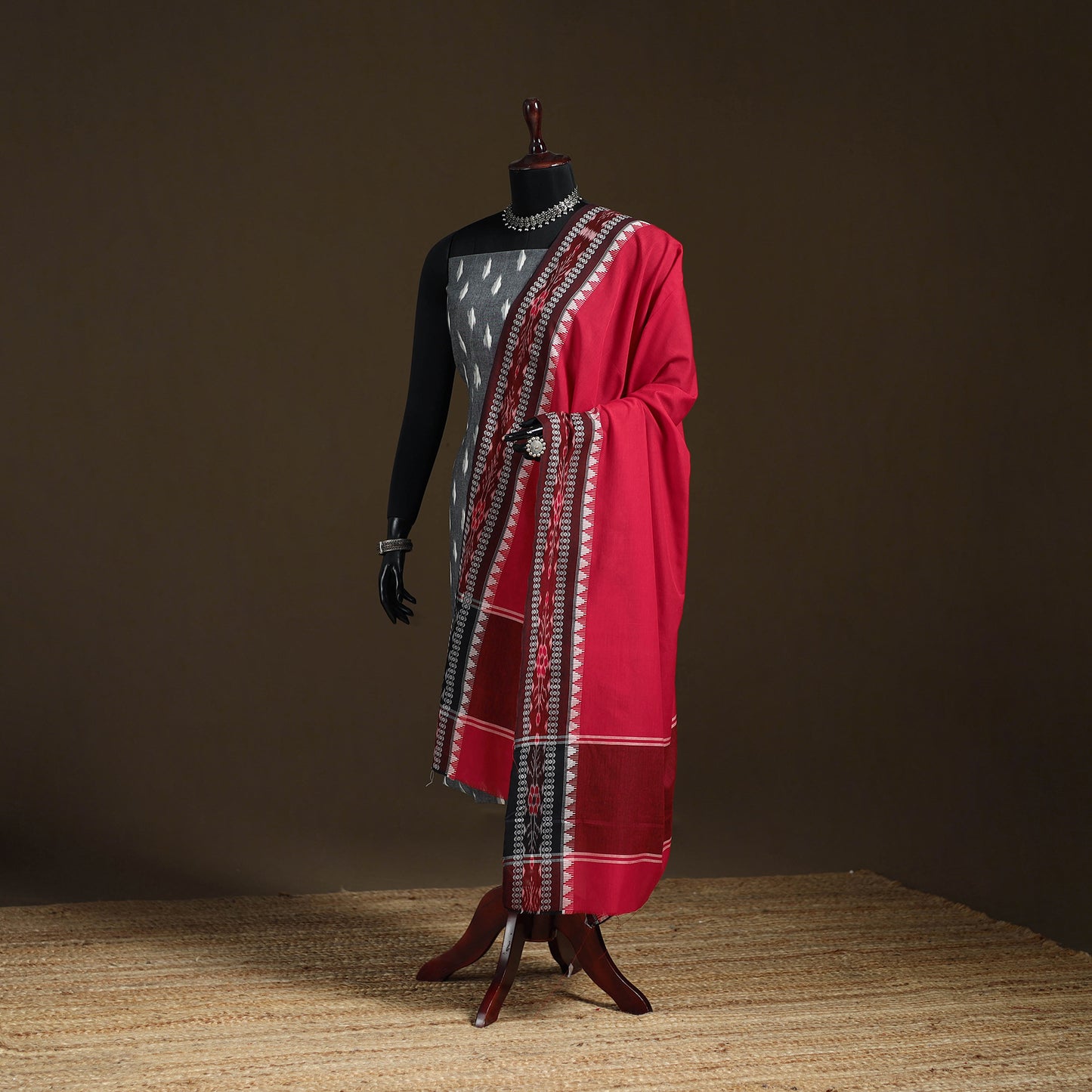 Sambalpuri Ikat Cotton Dupatta from Odisha 10