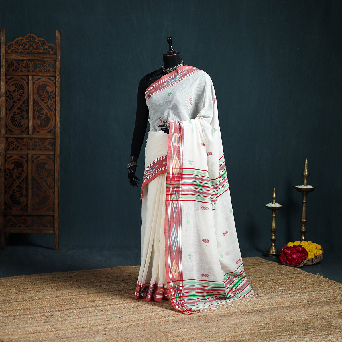 Bengal Handwoven Pure Cotton Begumpuri Saree for Durga Puja 13