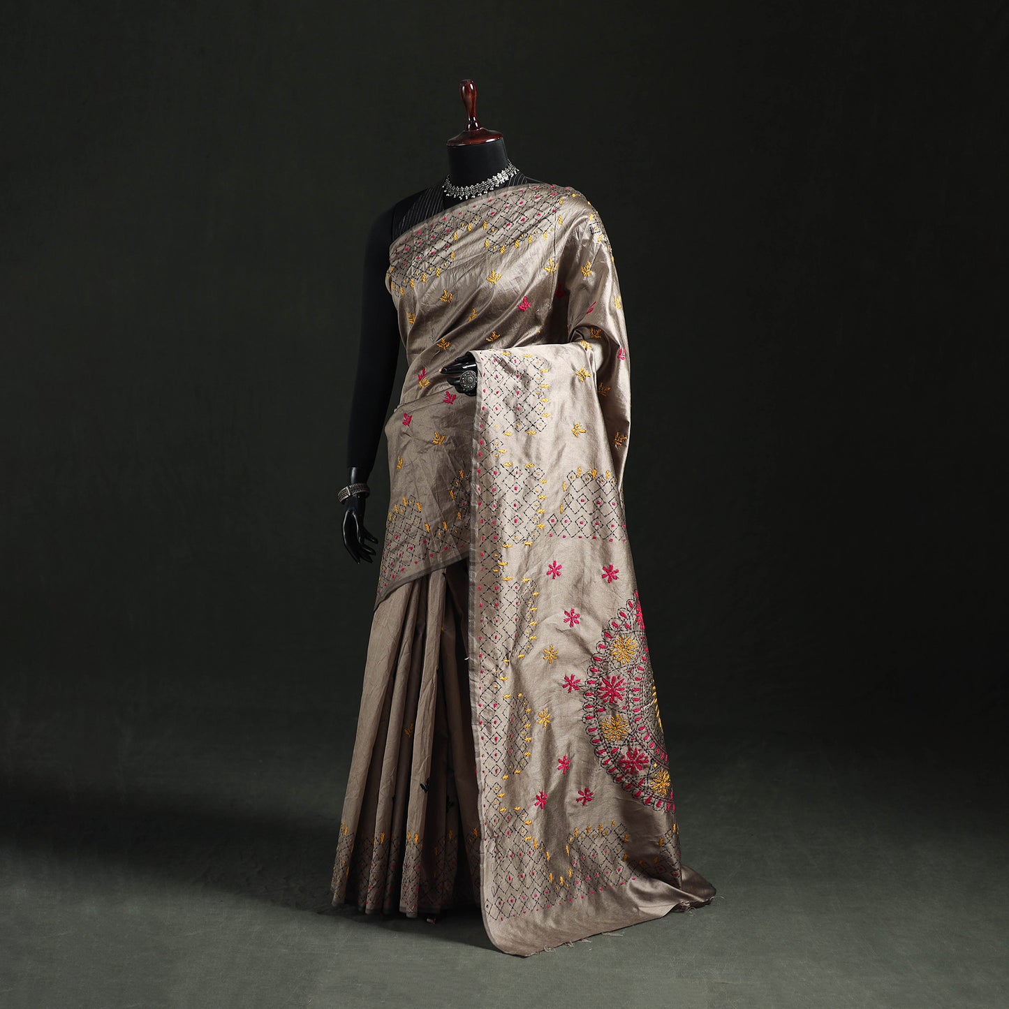 Hand Embroidered Silk Saree 19