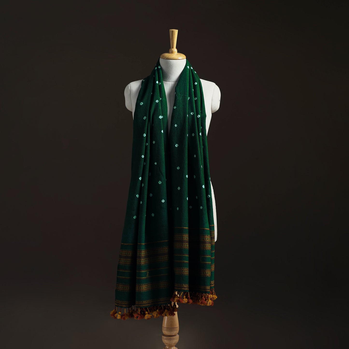 Kutch Handwoven Merino Wool Bandhani Tie-Dye Shawl 19