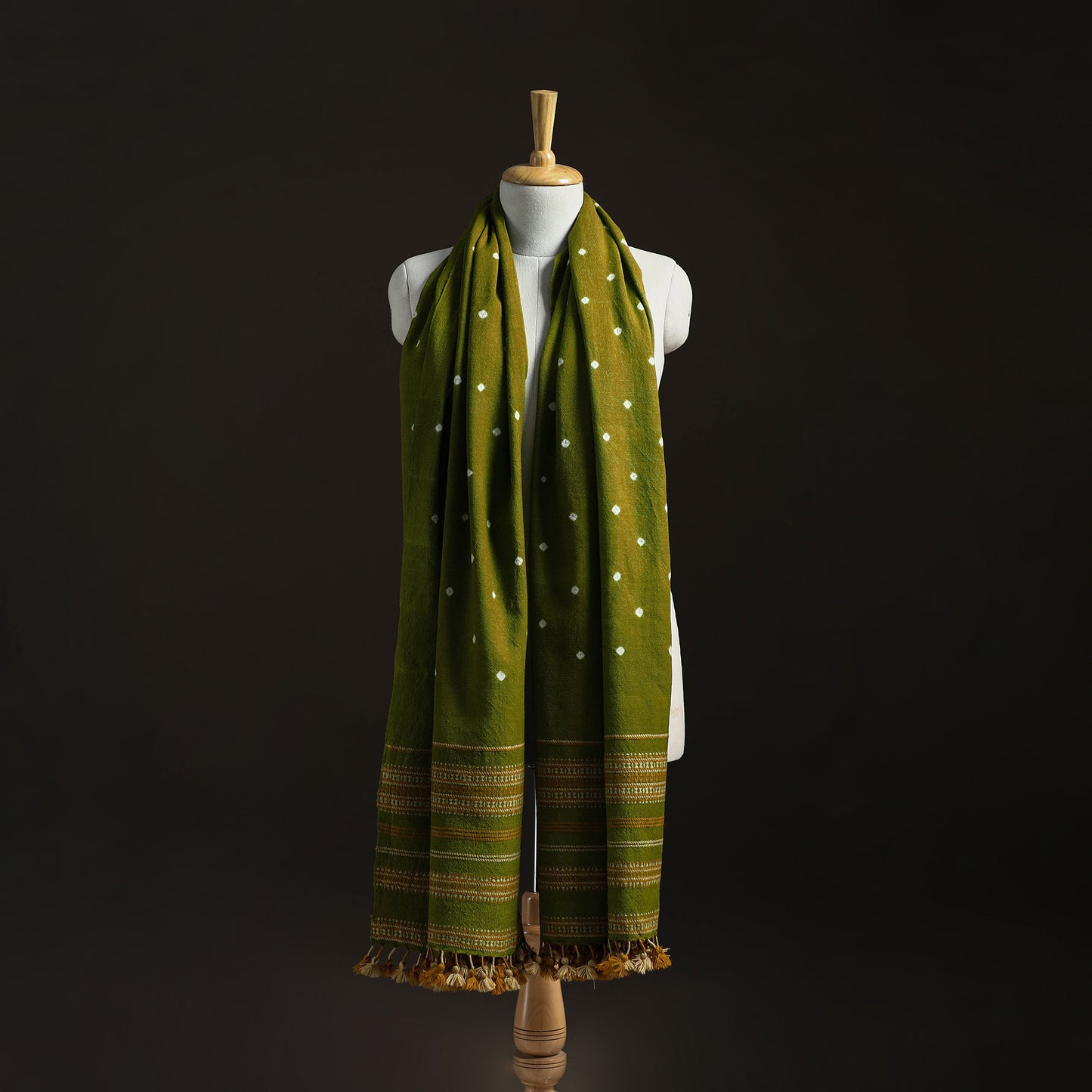 Kutch Handwoven Merino Wool Bandhani Tie-Dye Shawl 20