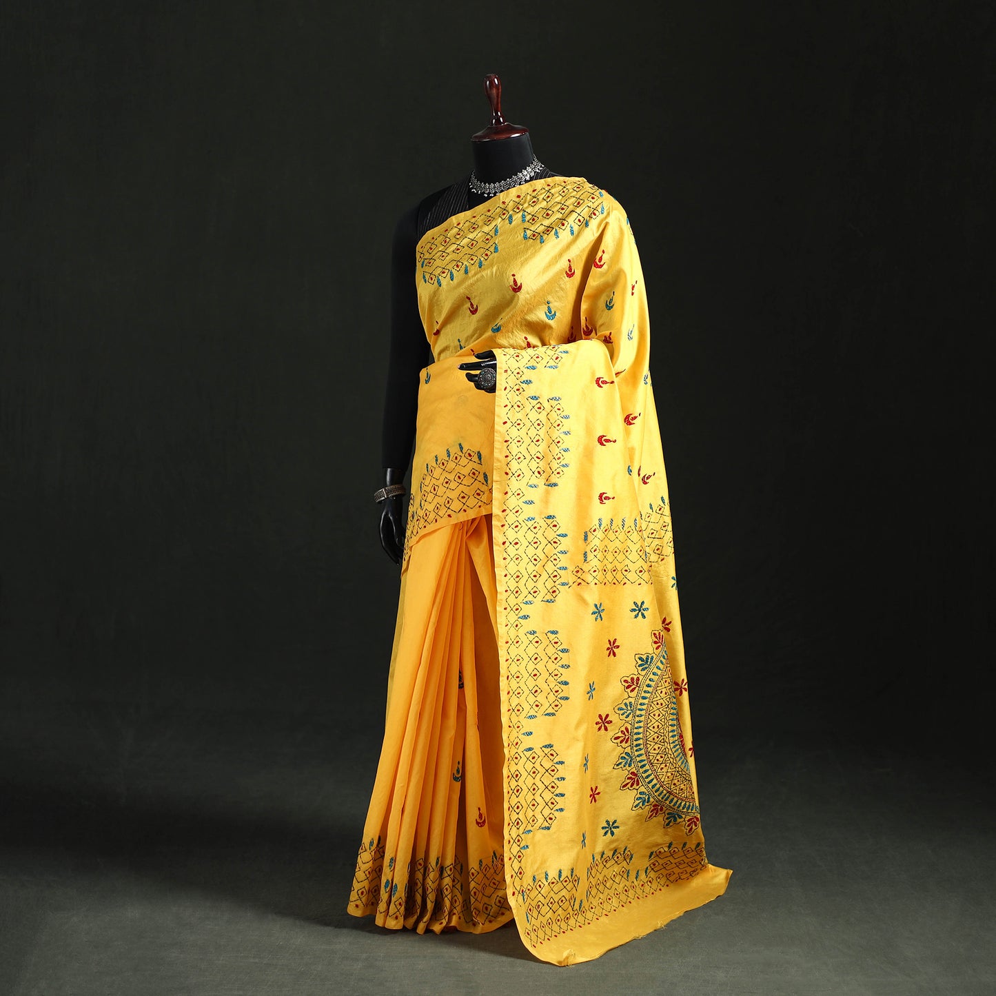 Hand Embroidered Silk Saree 22