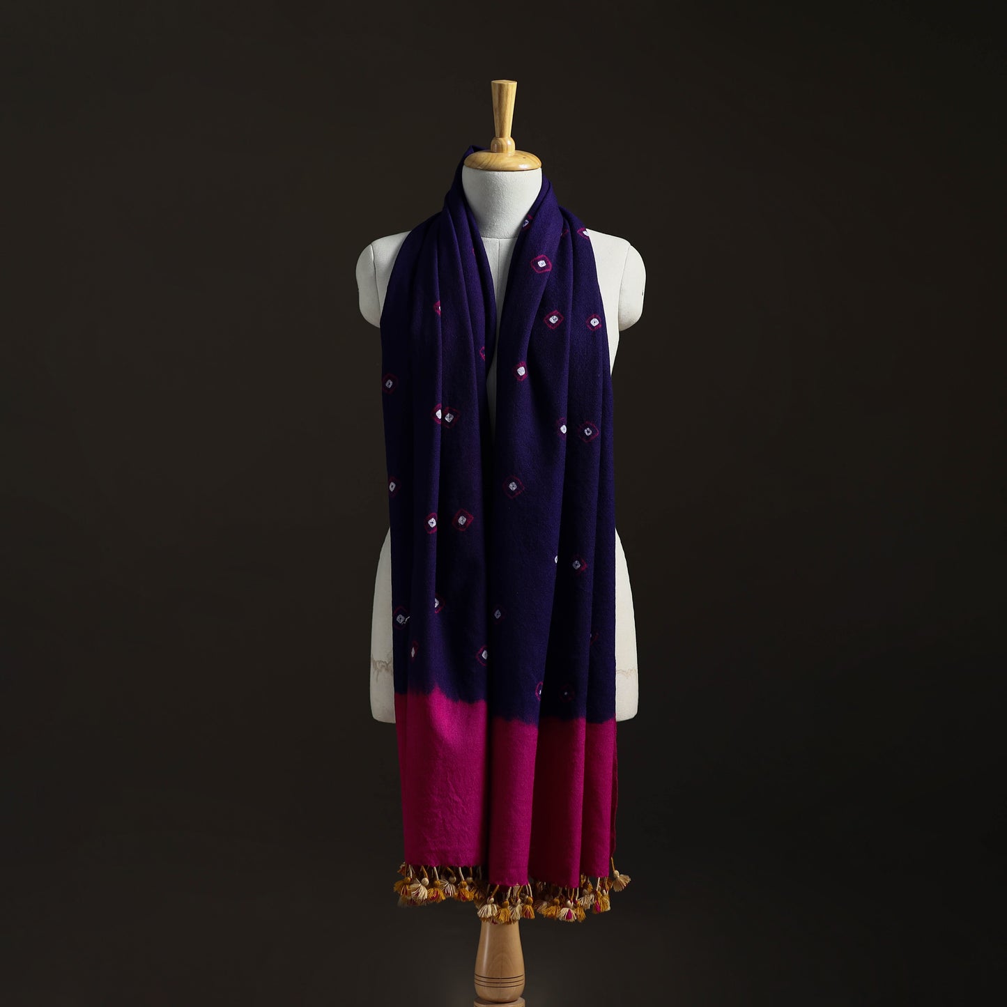Kutch Handwoven Merino Wool Bandhani Tie-Dye Shawl 22