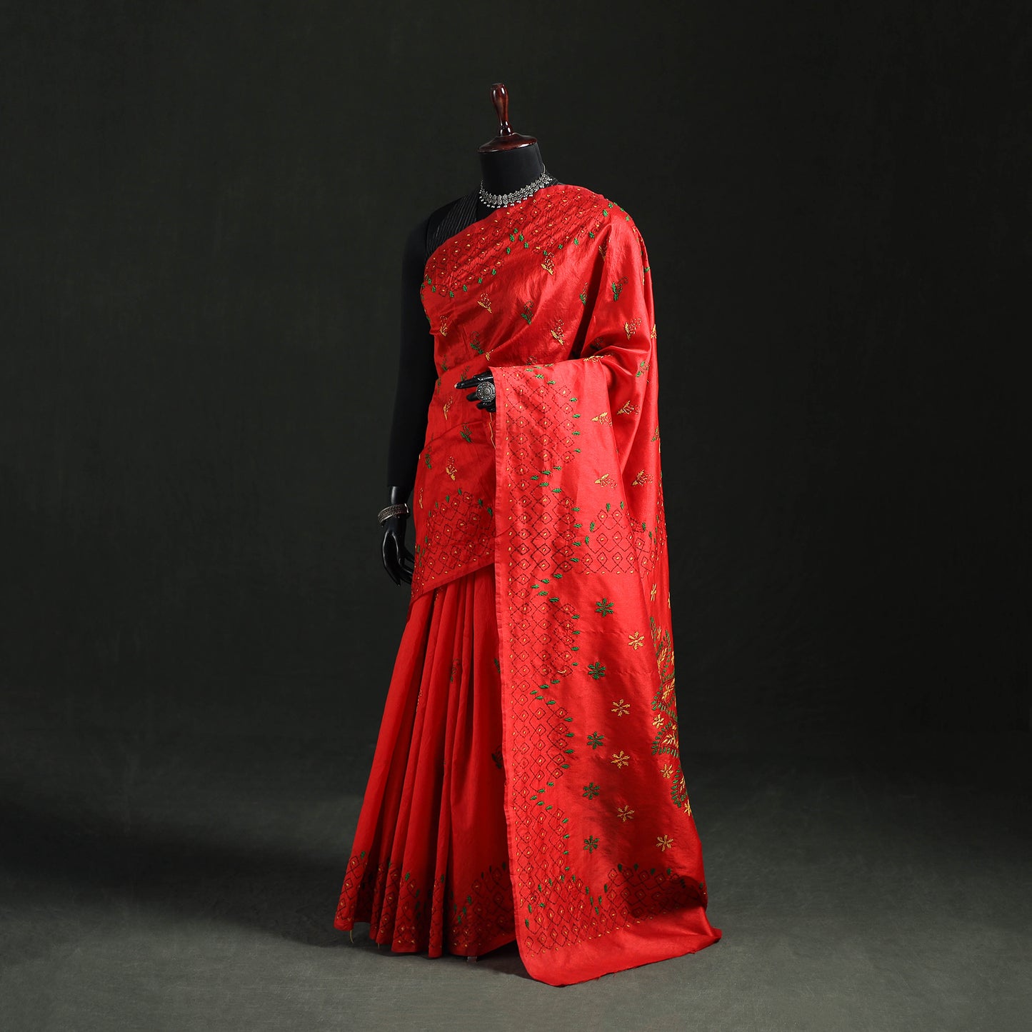 Hand Embroidered Silk Saree 23
