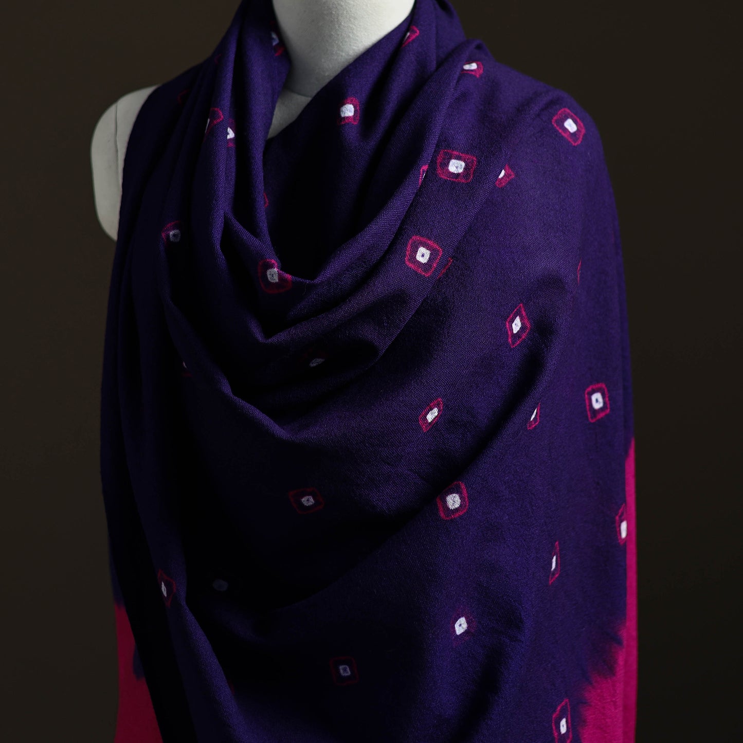 Kutch Handwoven Merino Wool Bandhani Tie-Dye Shawl 22