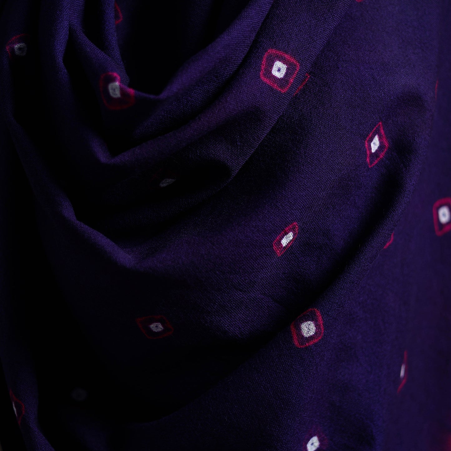 Kutch Handwoven Merino Wool Bandhani Tie-Dye Shawl 22