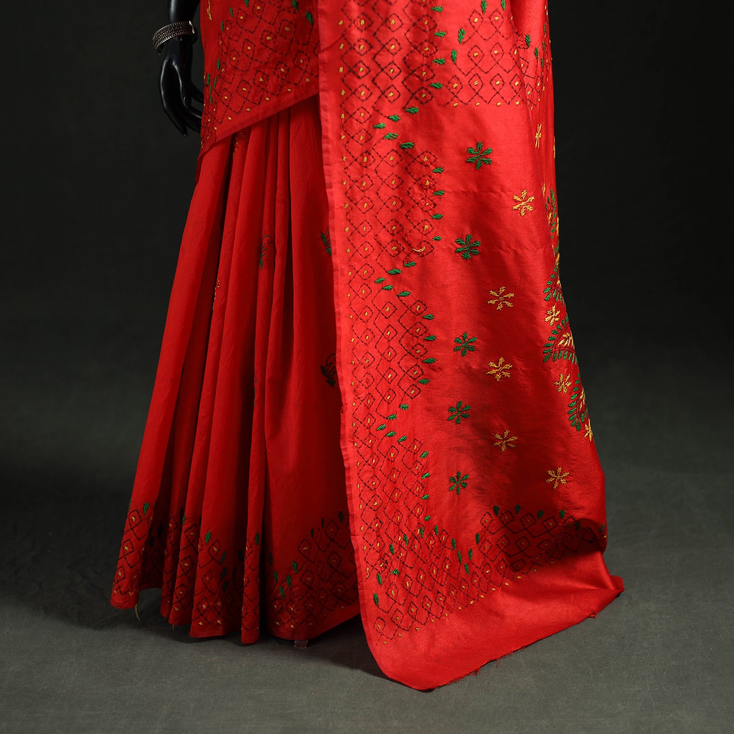 Hand Embroidered Silk Saree 23