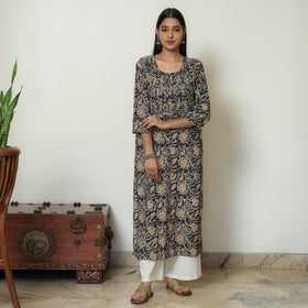 Kalamkari Block Print Cotton Pintuck Straight Kurta For Women