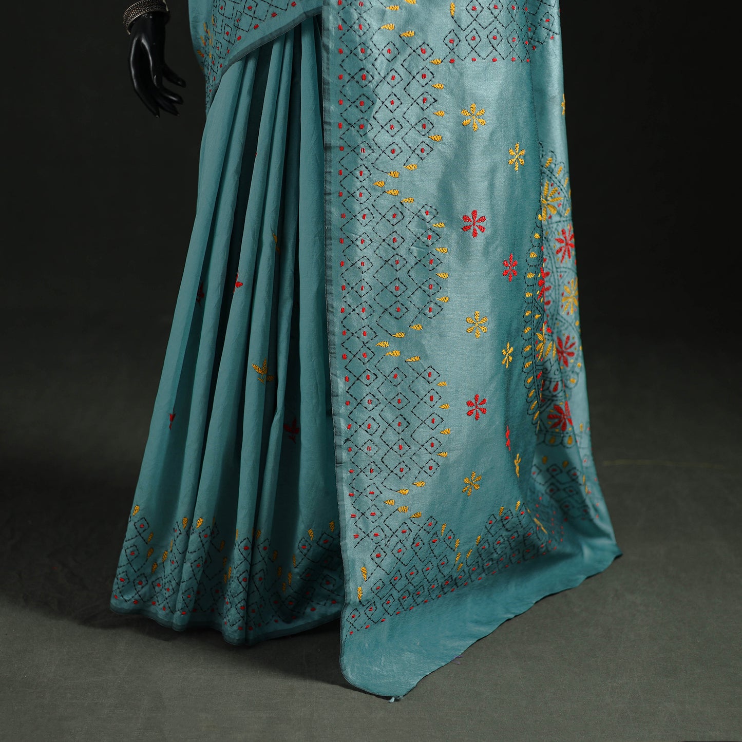 Hand Embroidered Silk Saree 24