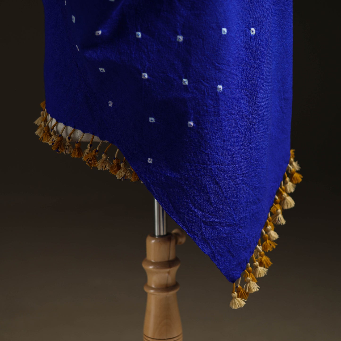 Kutch Handwoven Merino Wool Bandhani Tie-Dye Shawl 24