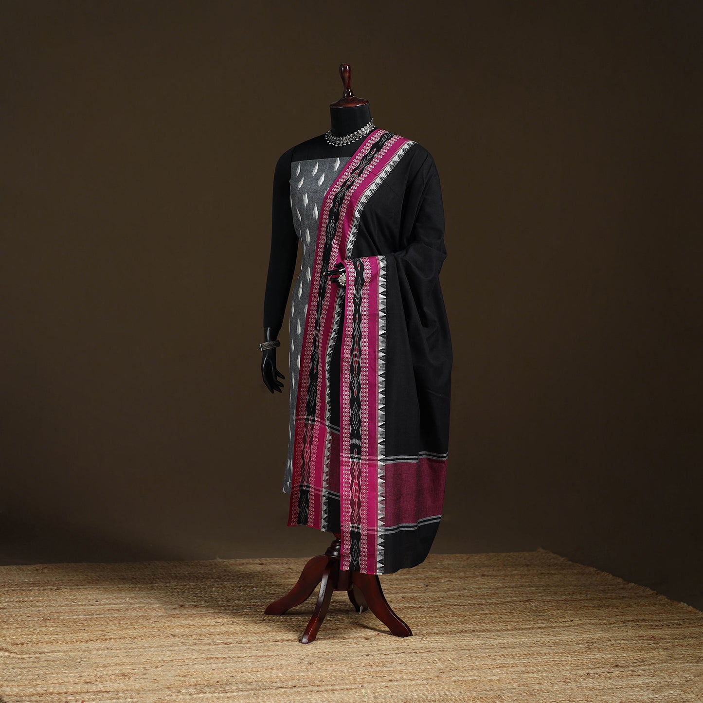 Sambalpuri Ikat Cotton Dupatta from Odisha 18