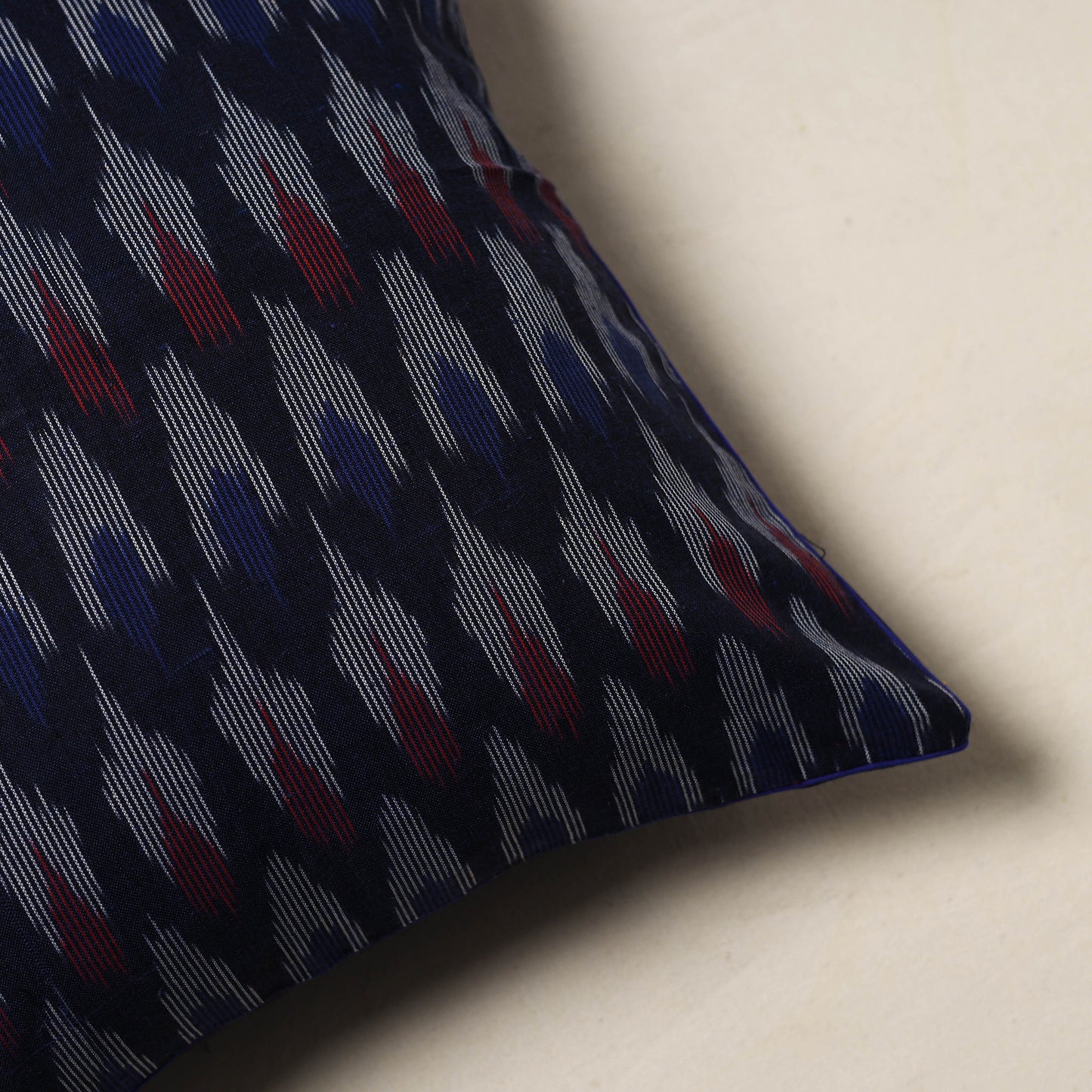 Pochampally Ikat Weave Cushion Cover (16 x 16 in) 05
