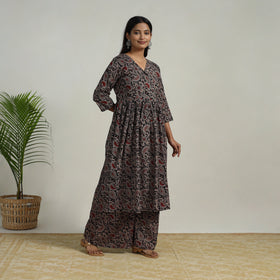 Buy Black Flared Cotton Block Print Kalamkari Kurta Set